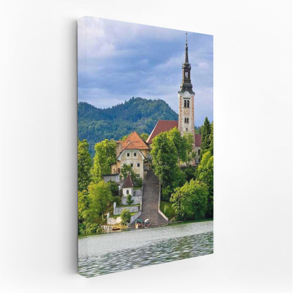 Slovenia: Lake and Castle in Idyllic Landscape
