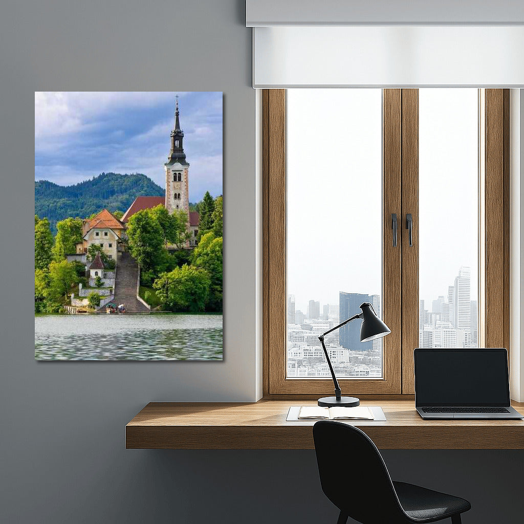Slovenia: Lake and Castle in Idyllic Landscape