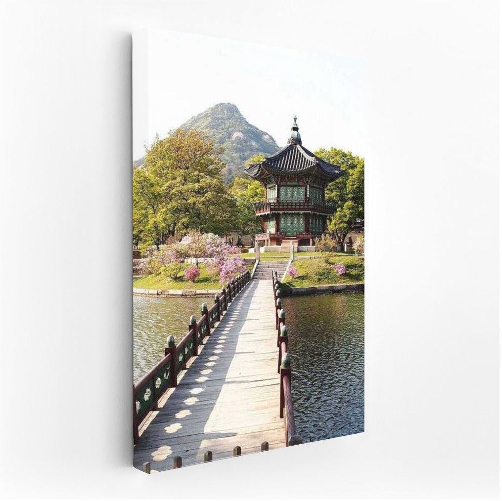 The Charm of South Korea: Nature and Architecture of the East
