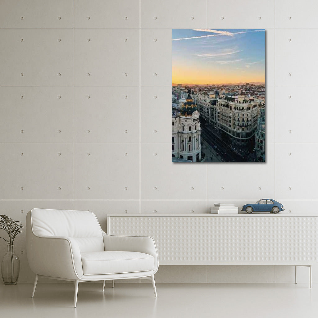 Evening Charm of Madrid: The Atmosphere of Spain