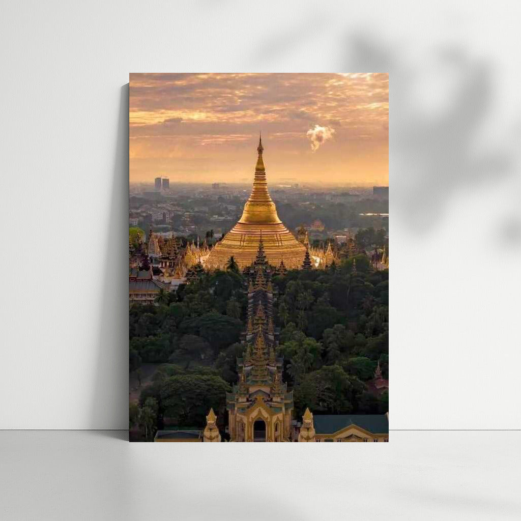 Golden Pagoda of Thailand: Eastern Lights