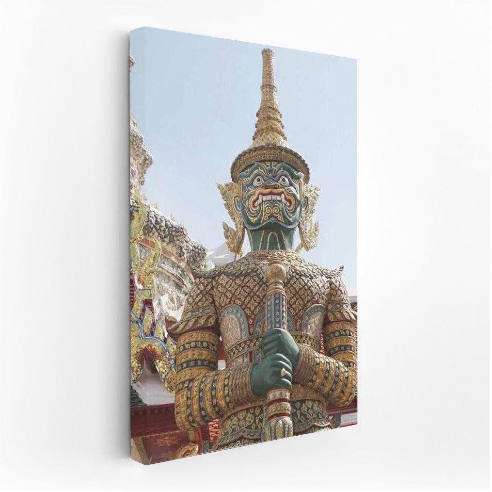 Majestic Guardian of Thailand: Exotic Flavor