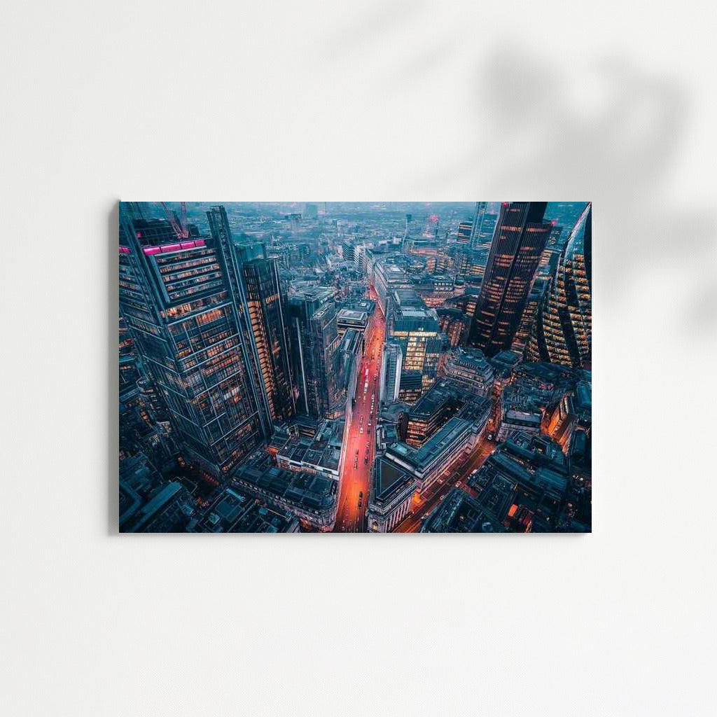 Evening London: Bright Lights of the United Kingdom