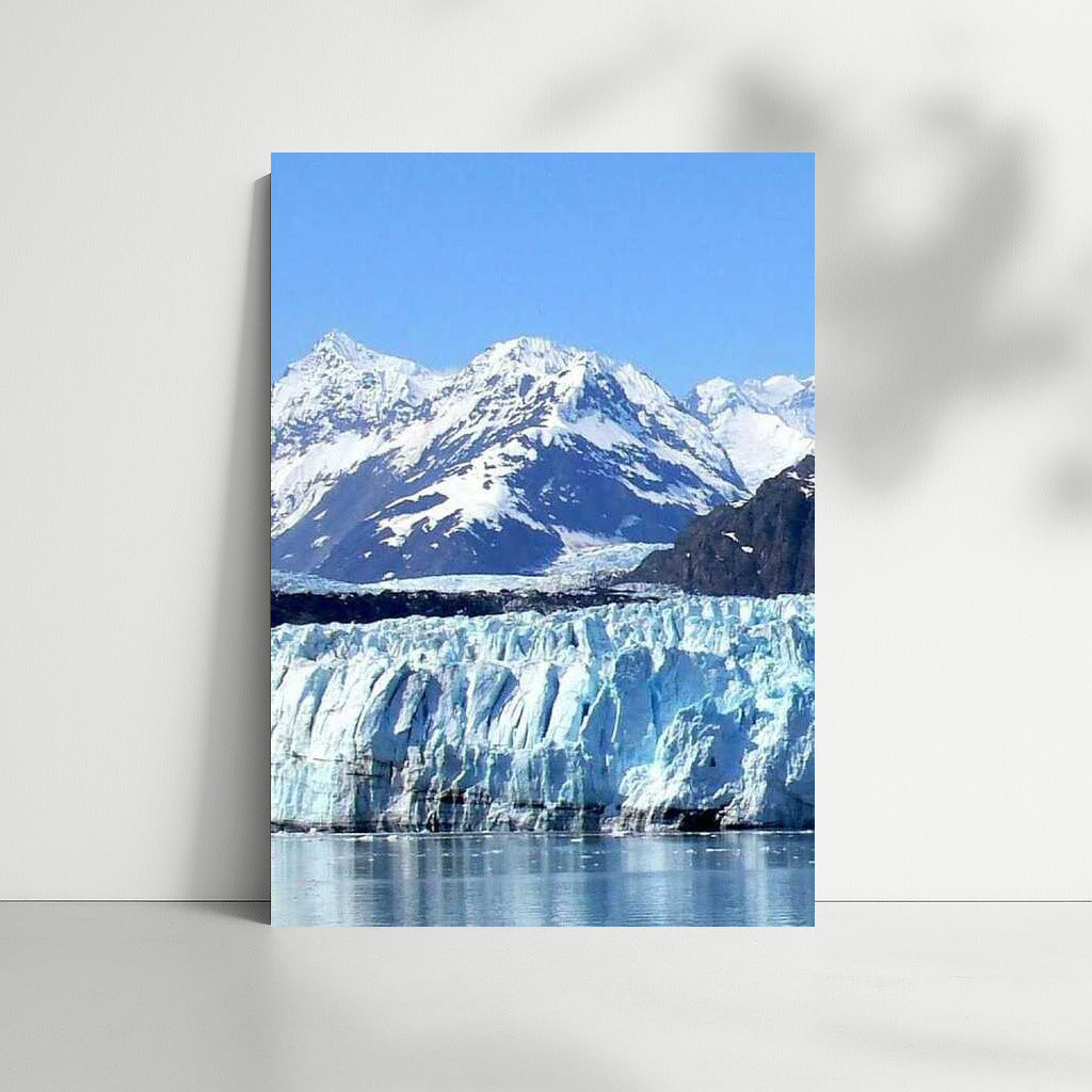 Icy Grandeur of Alaska: Mountain Landscapes and Ice of the USA