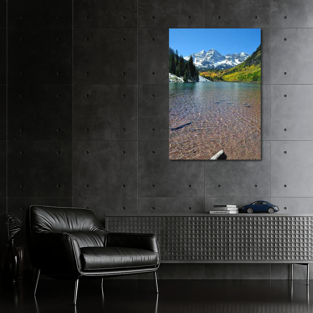 The Majesty of the Colorado Mountains: The Tranquility of a Lake in the USA