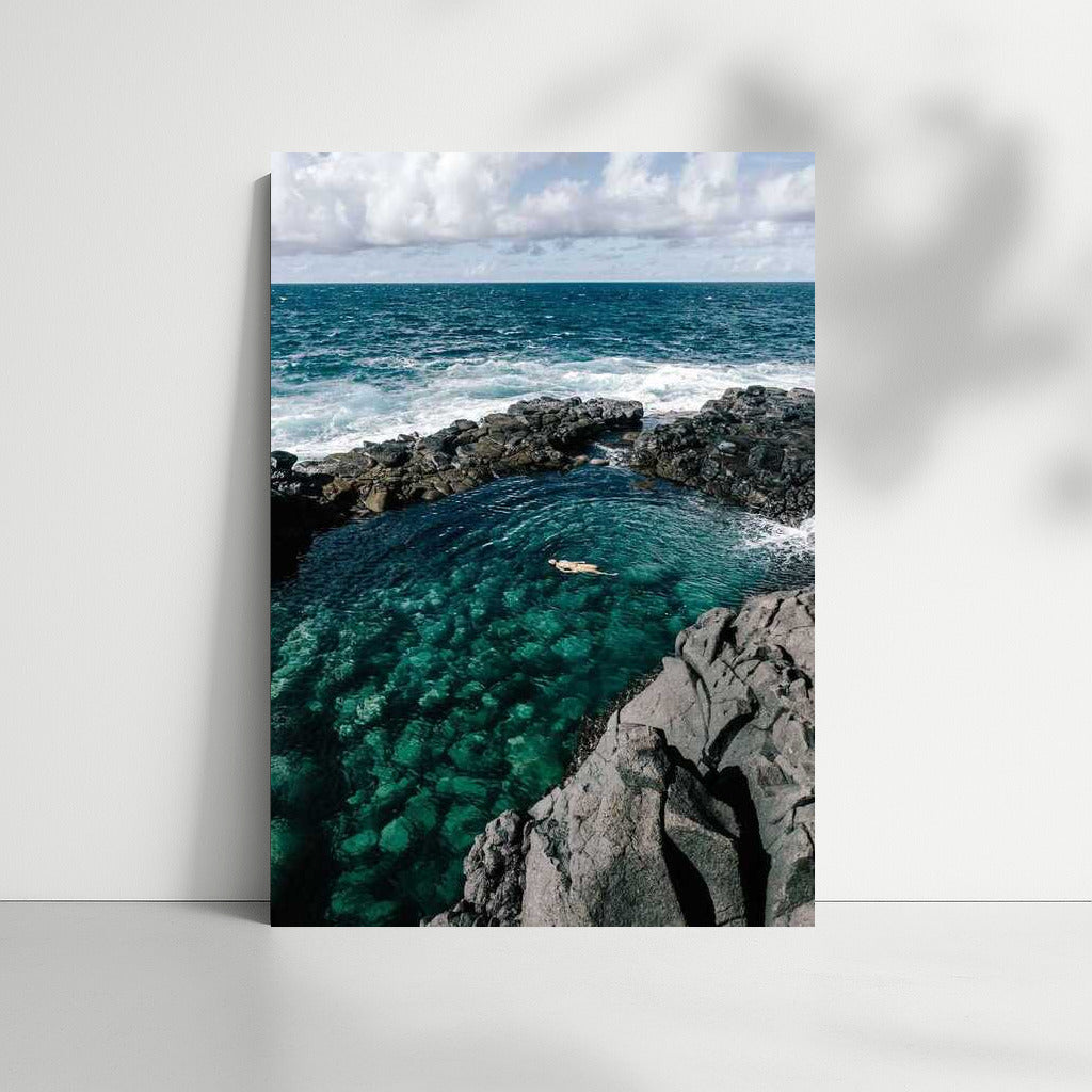Harmony of the Ocean and Volcanoes of Hawaii: Landscape of Paradise in the USA