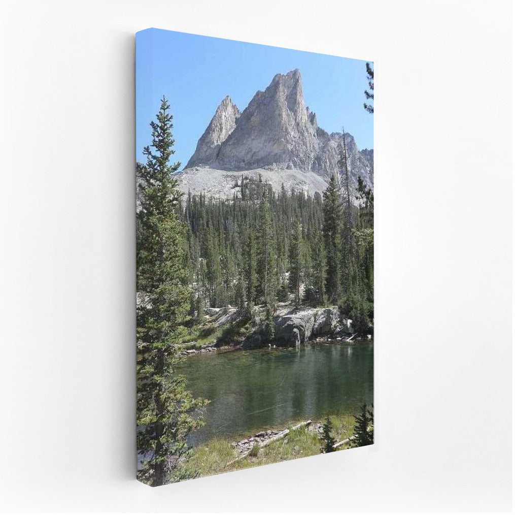 The Majesty of the Idaho Peaks: The Natural Tranquility of the USA
