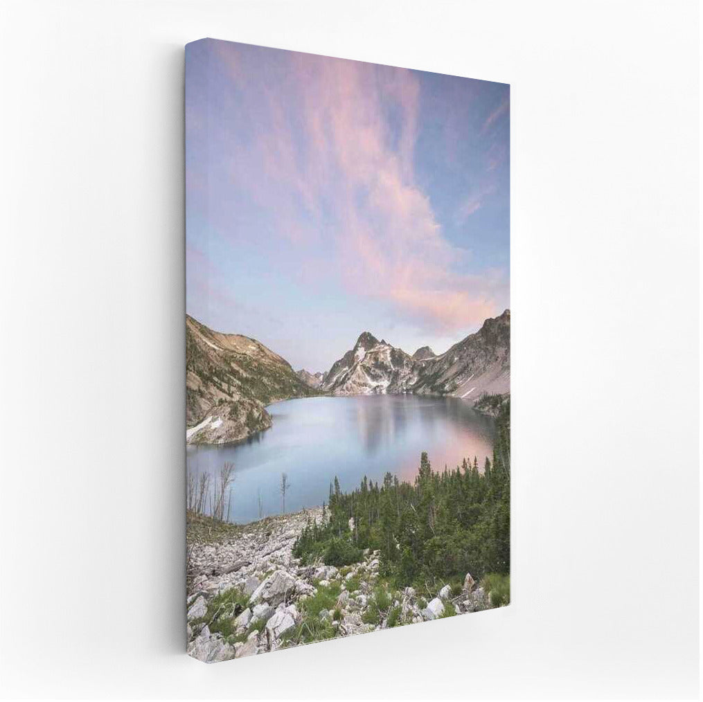 Sunset Lake Idaho: The Peace of the US Wilderness