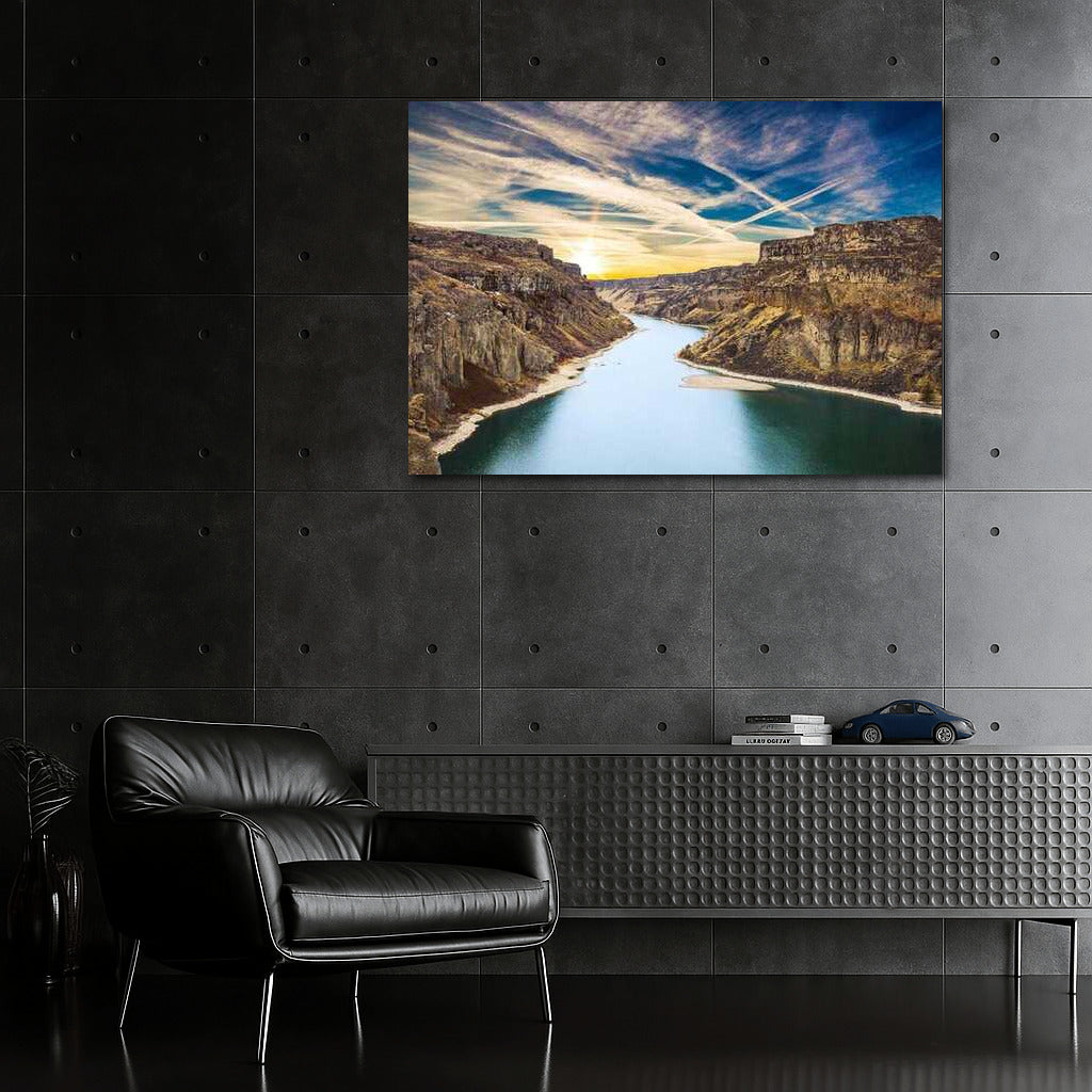 Scenic Idaho Canyon: Natural Beauty of the USA