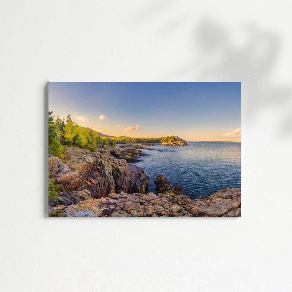 Nature's Charm: Landscape of Maine, USA