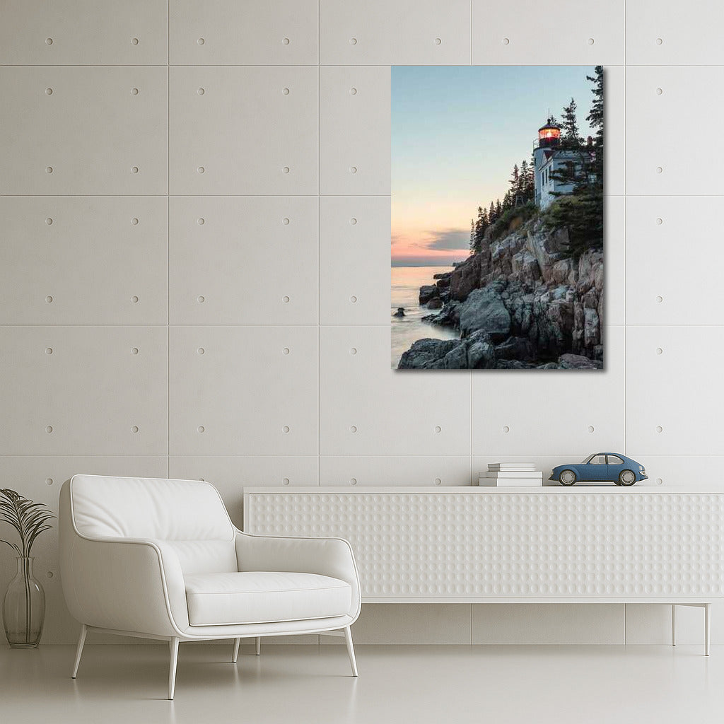 Rocky Coast Lighthouse: The Tranquility of Nature in Maine, USA