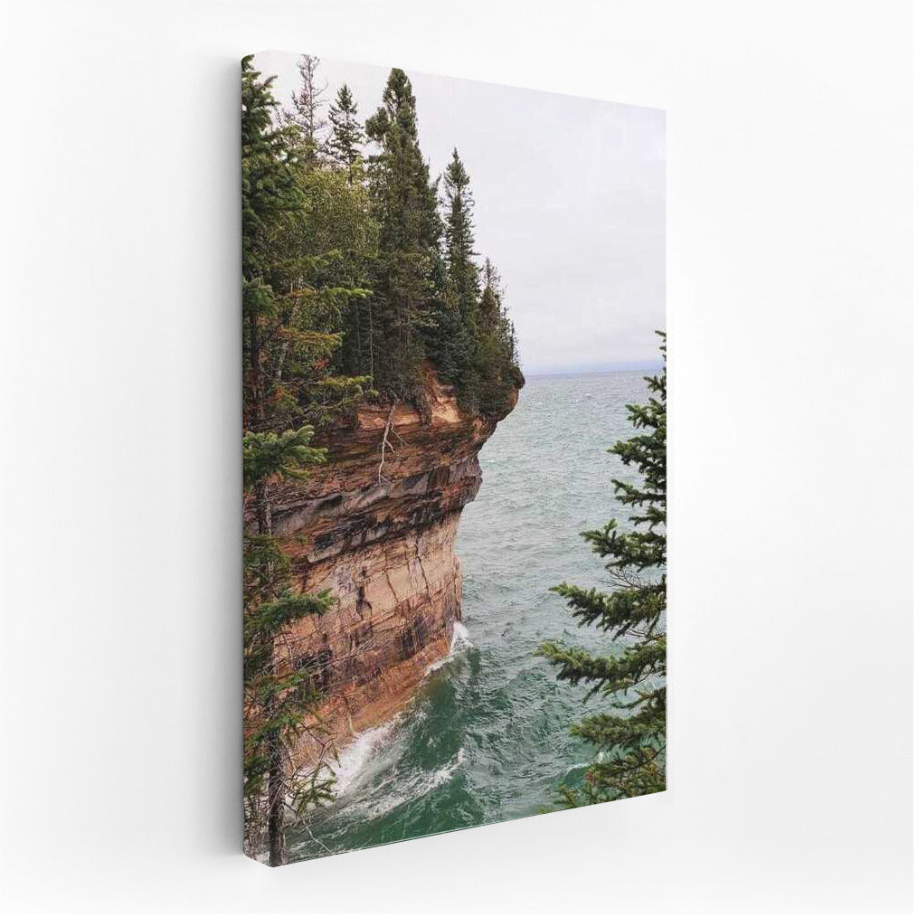 Michigan: The Majesty of the Rock and the Raging Lake
