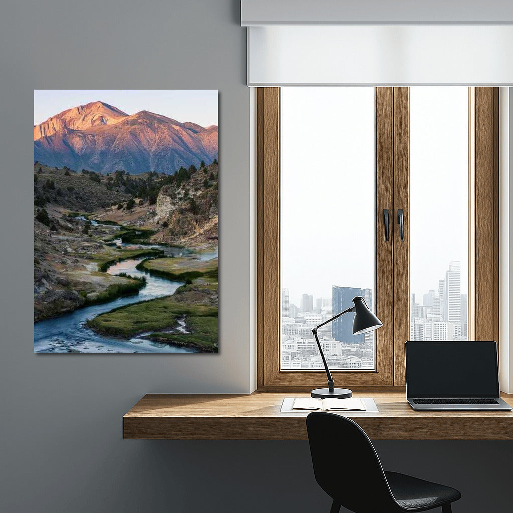 Cozy Nevada Landscape: Mountains and River