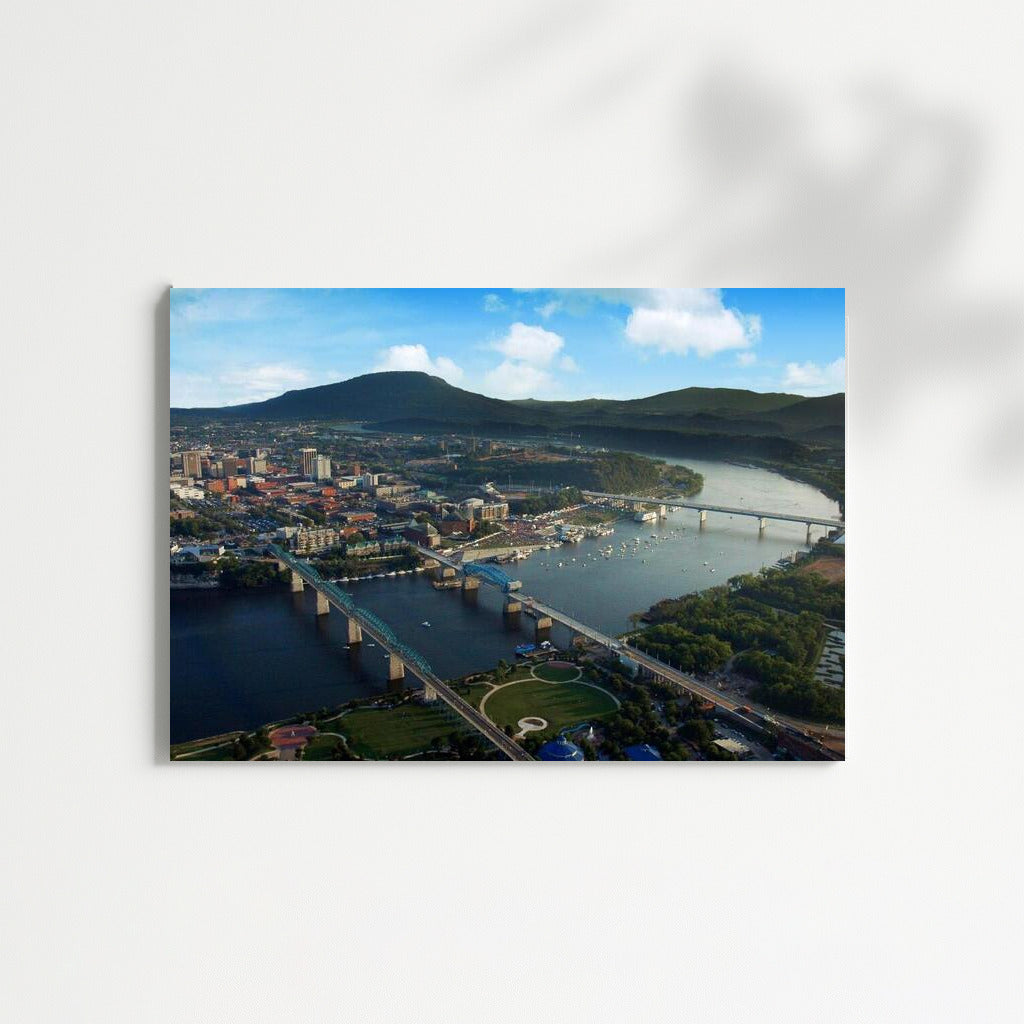 The Majesty of Tennessee's Bridges and Waters: A Scenic Panorama of the USA