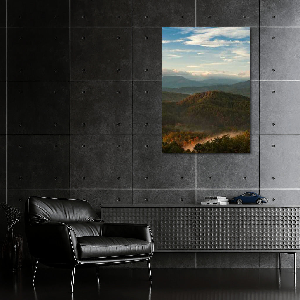 Tennessee's Misty Mountains: Morning Charm of the USA