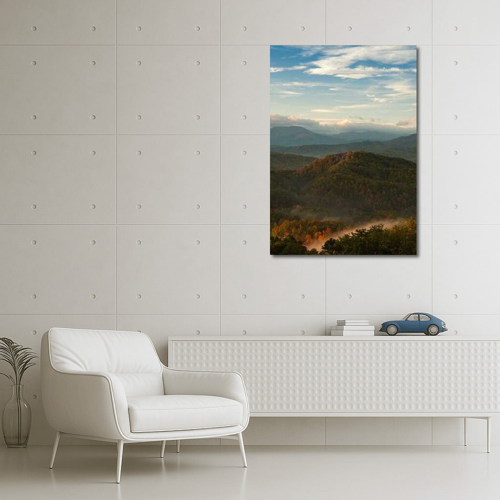 Tennessee's Misty Mountains: Morning Charm of the USA