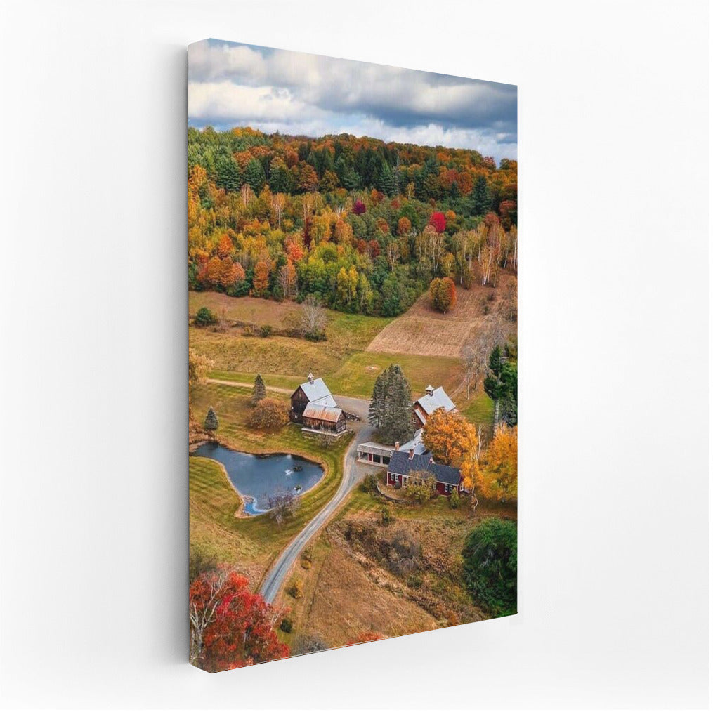 Autumn Comfort: Vibrant Colors of Vermont, USA