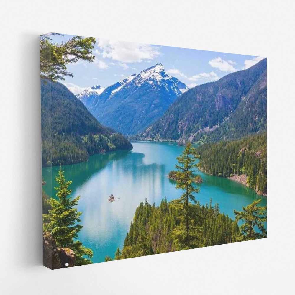 The Majesty of Washington Mountains and Lakes: Nature of the USA