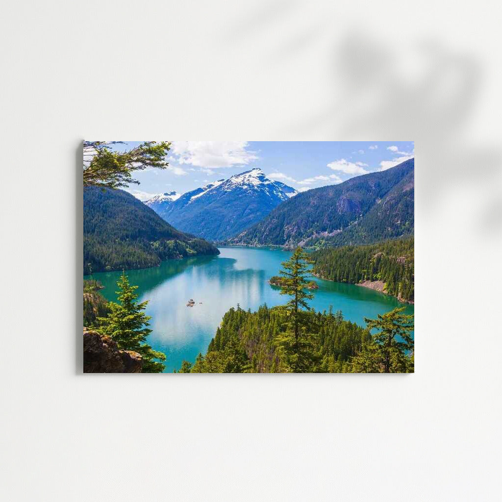 The Majesty of Washington Mountains and Lakes: Nature of the USA