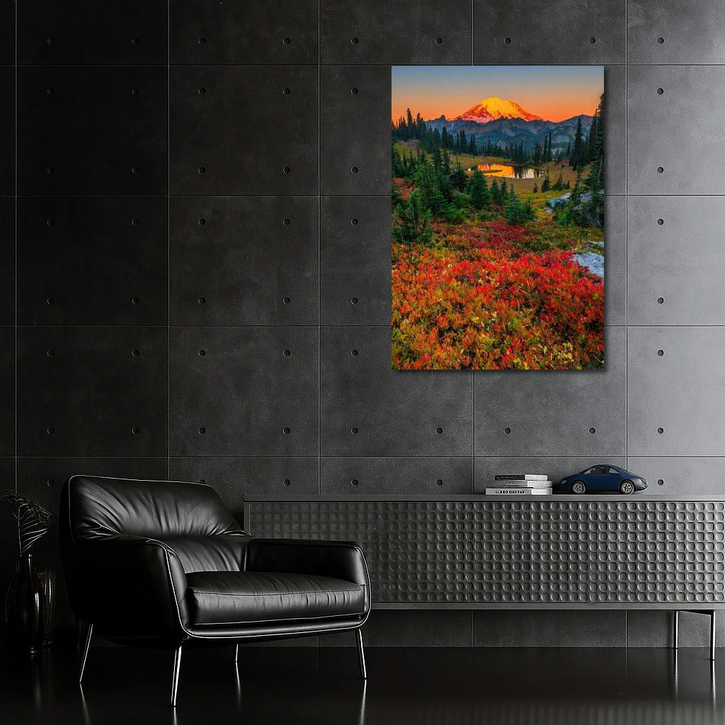 Sunset Over the Washington Mountains: A Wilderness Idyll in the US