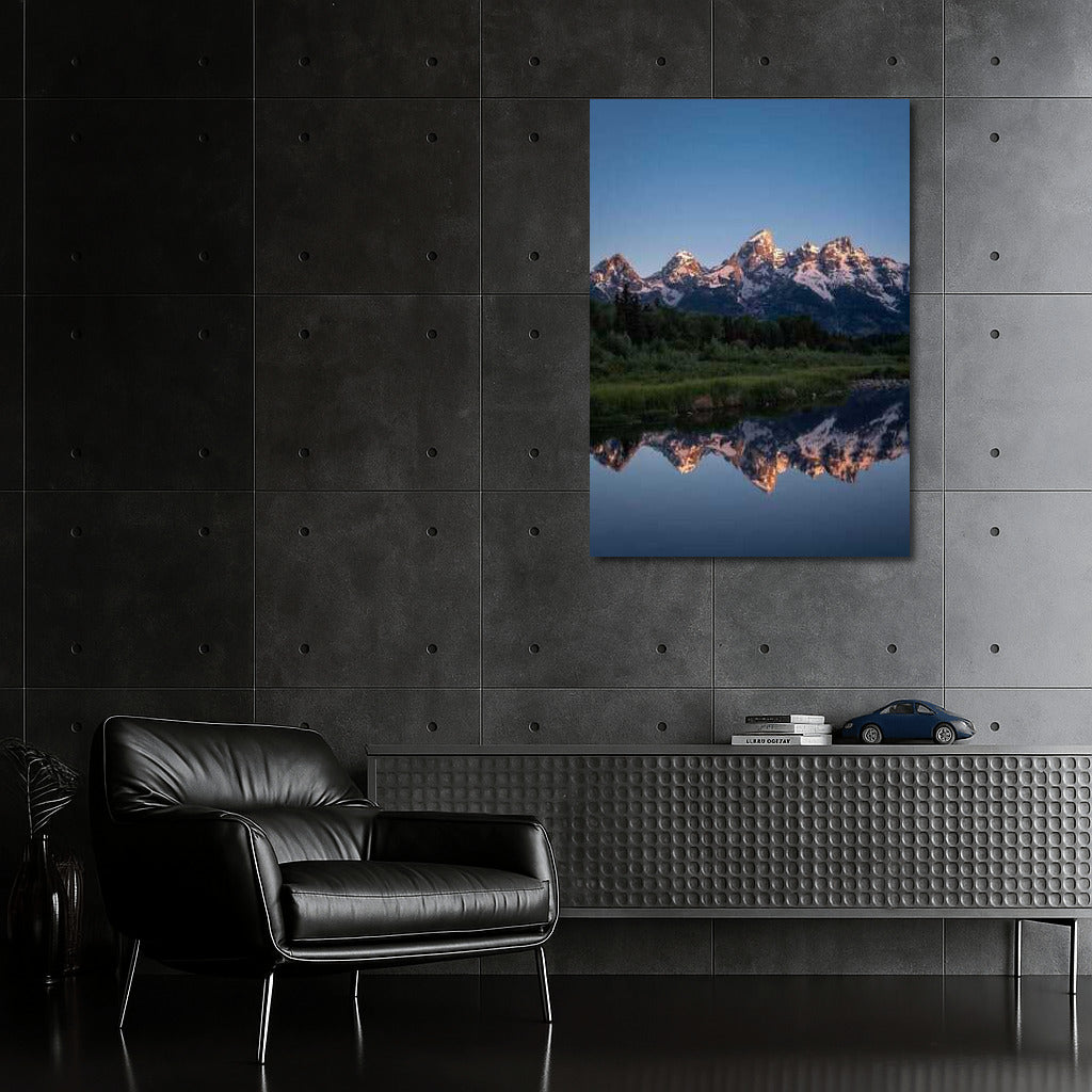 The Majesty of the Wyoming Mountains: Natural Symphony of the USA