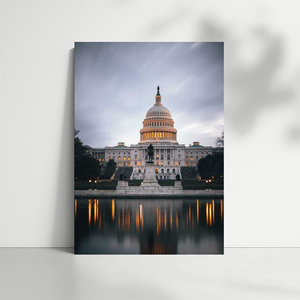 The Majesty of the Capitol: The Symbol of the United States in an Elegant Frame