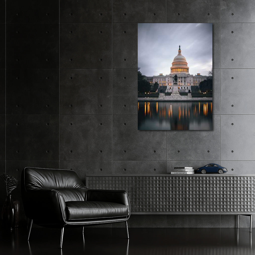 The Majesty of the Capitol: The Symbol of the United States in an Elegant Frame