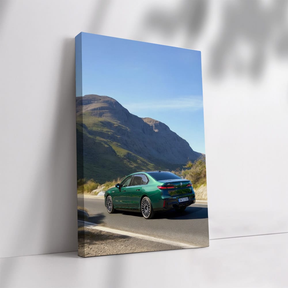 BMW i7 Eco-Friendly Green - Luxury Meets Sustainability