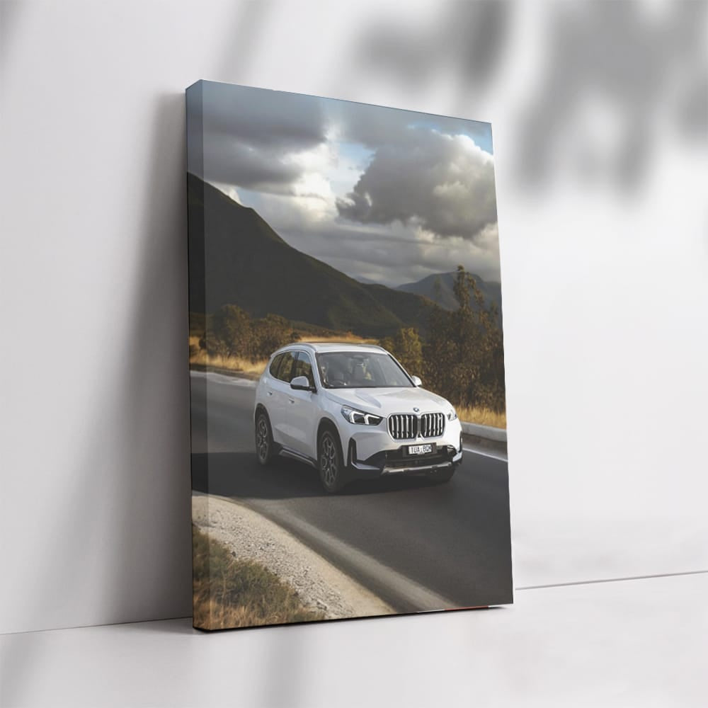BMW iX1 White - 1: Sleek and Modern Electric Drive