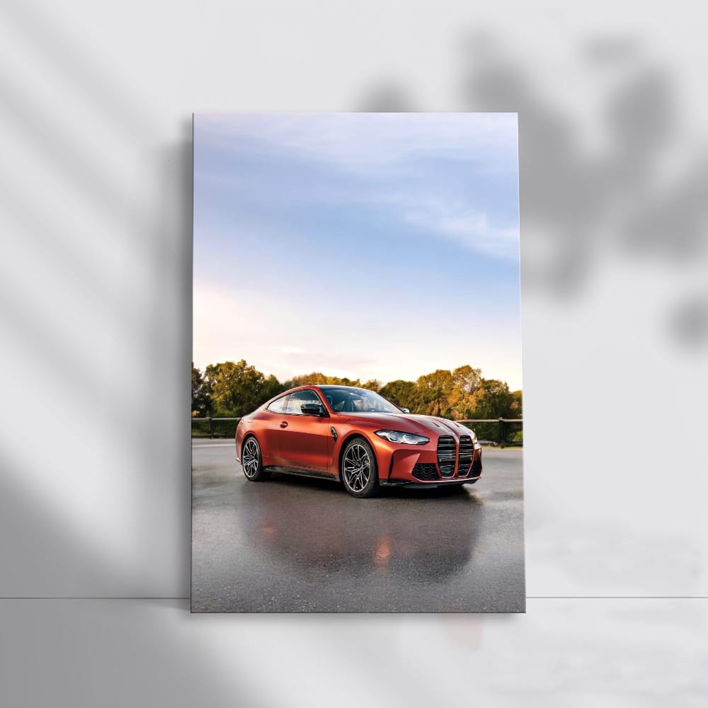 BMW M4 G82 in Nature - Radiant Gold-Orange Elegance