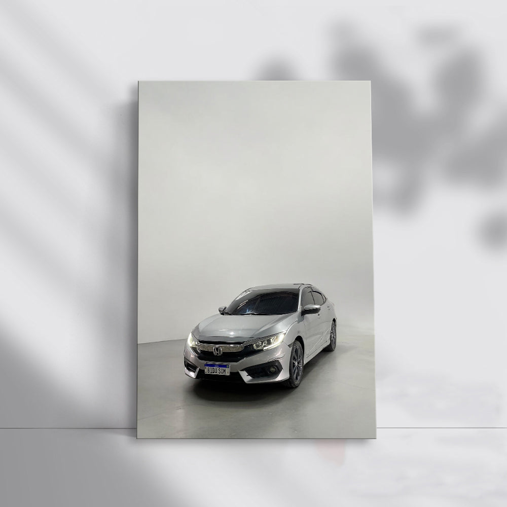 Honda Civic in Gray Parked - Sleek Urban Style