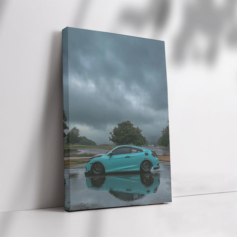 Honda Civic Under Cloudy Skies - Reliable and Stylish