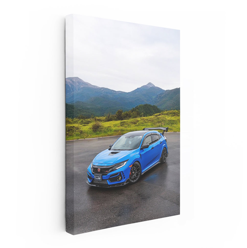 Honda Civic Adventure in Mountainous Terrain - Reliable Ride