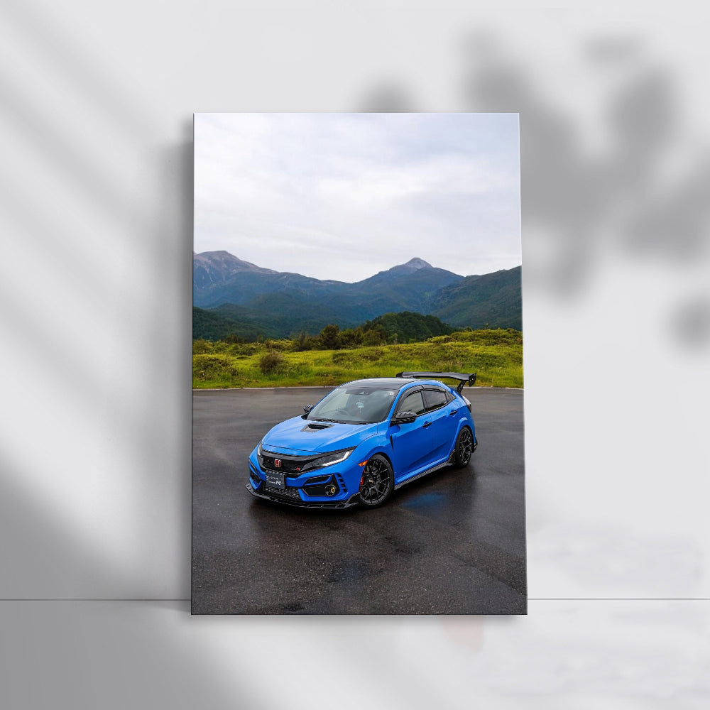 Honda Civic Adventure in Mountainous Terrain - Reliable Ride