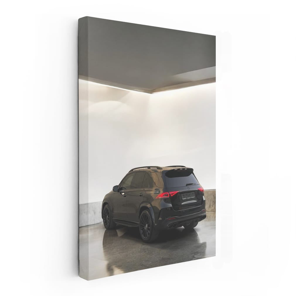 Black Mercedes-Benz GLE 350 Parked - Elegance in Motion