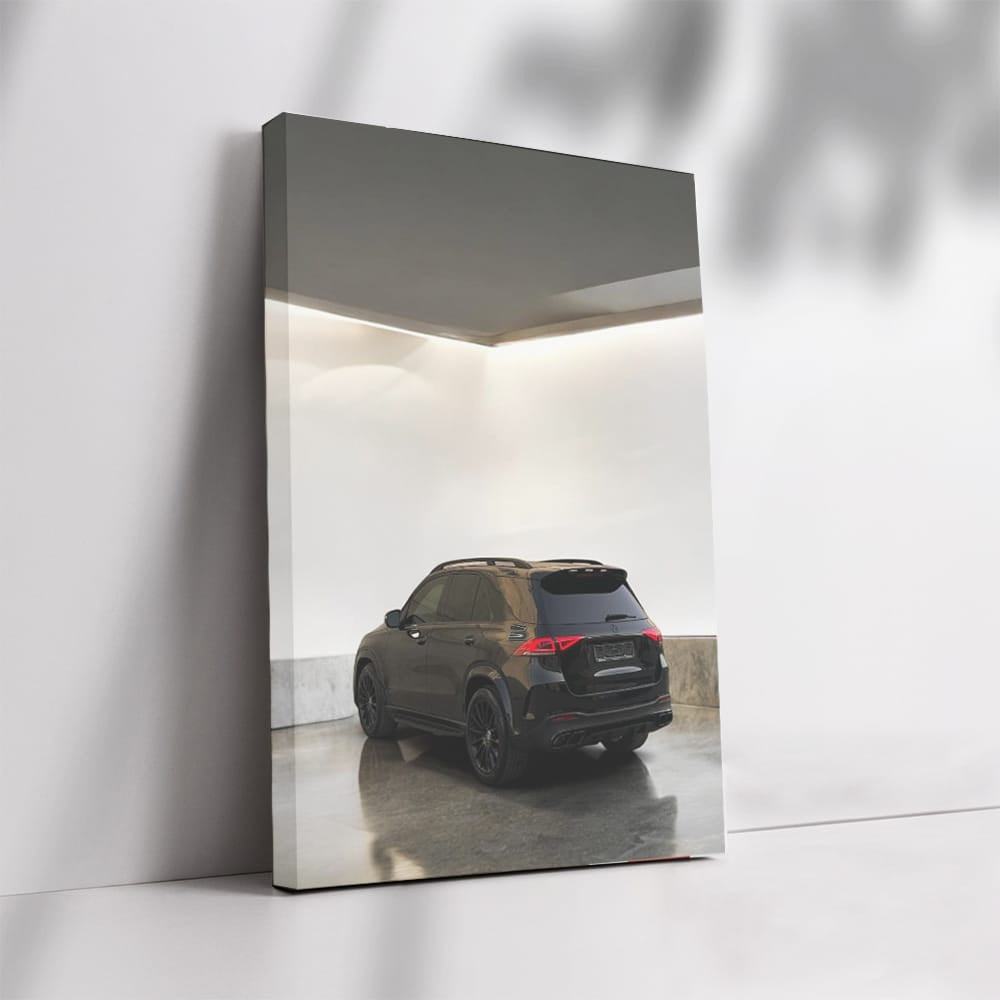 Black Mercedes-Benz GLE 350 Parked - Elegance in Motion