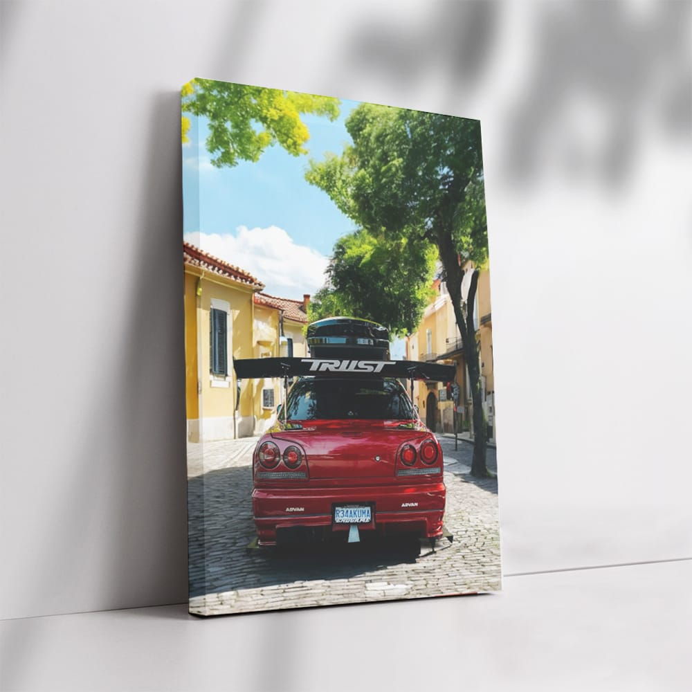 Nissan Skyline GT-R R34 Roaming Valencia Streets - Iconic Legend