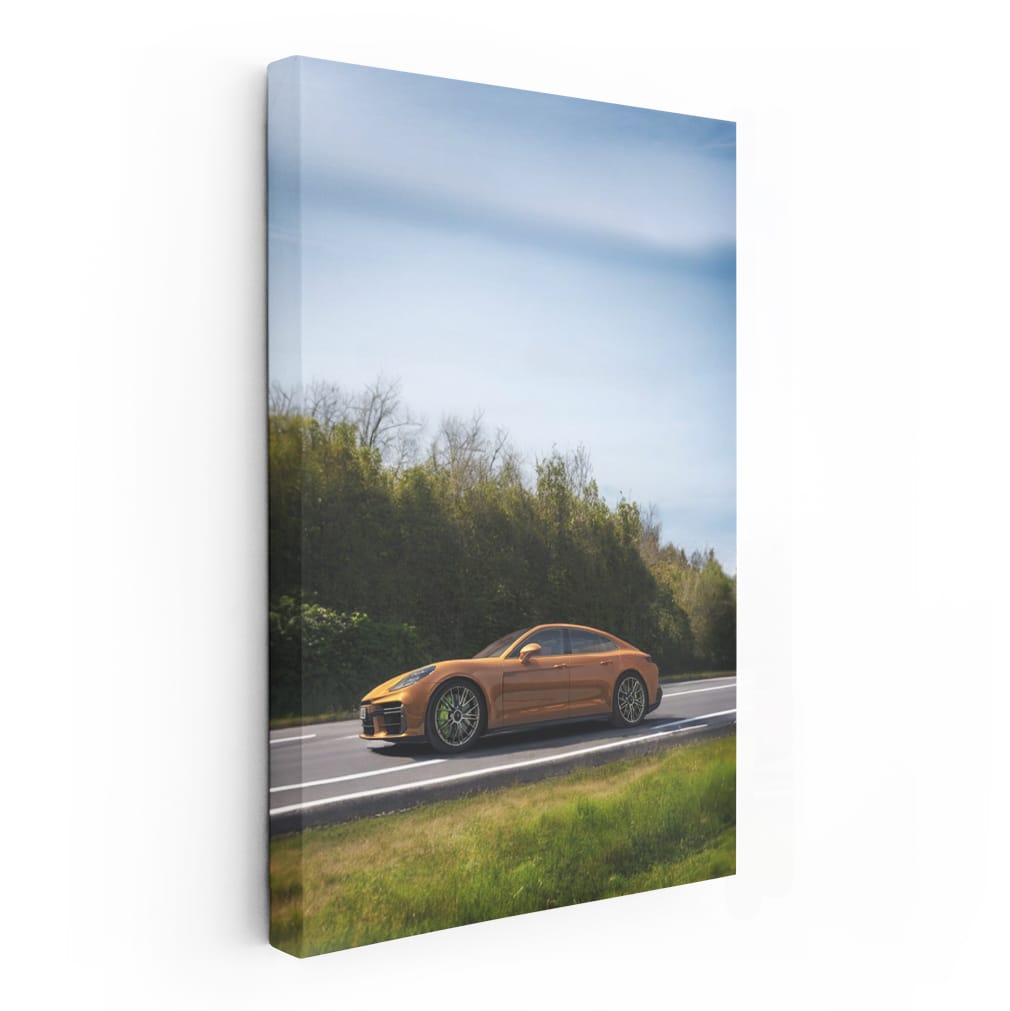 Porsche Panamera Turbo E-Hybrid: Power and Elegance on Road