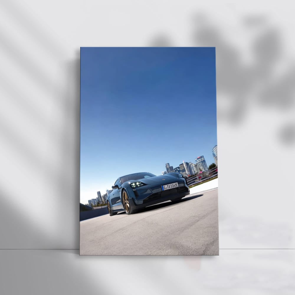 Porsche Cruising City - Classic Elegance and Power