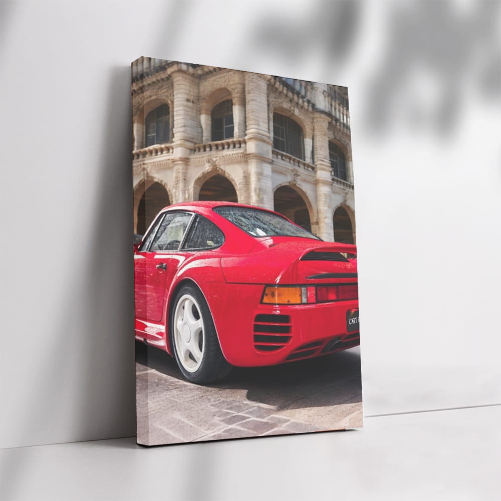 Vintage Porsche 959 Roams Old Town - Timeless Elegance