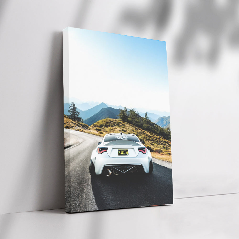 Subaru BRZ Conquers Mountain Roads - Thrilling Precision