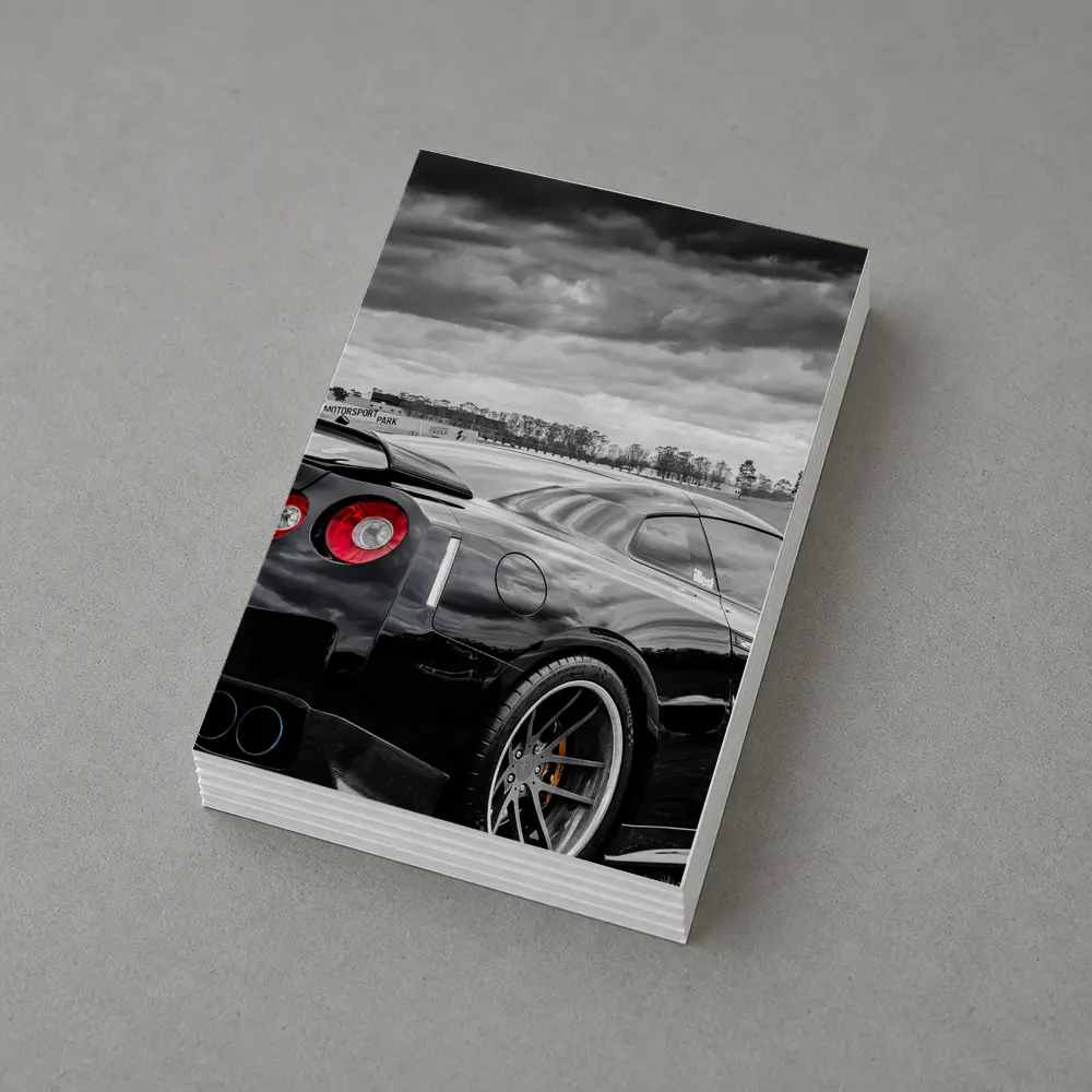 Nissan GT-R Black Track Day Racing – Postcards