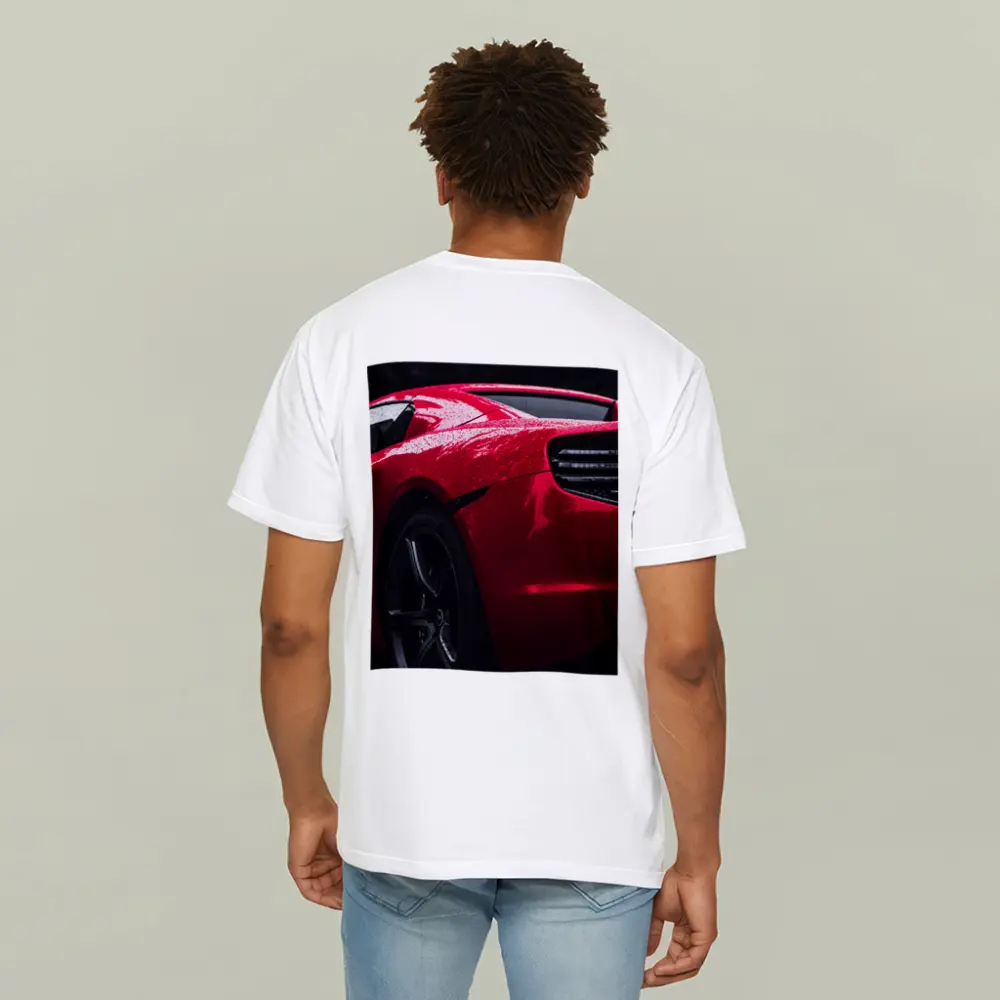 Red McLaren 650S Wet Dark Background – T-Shirts