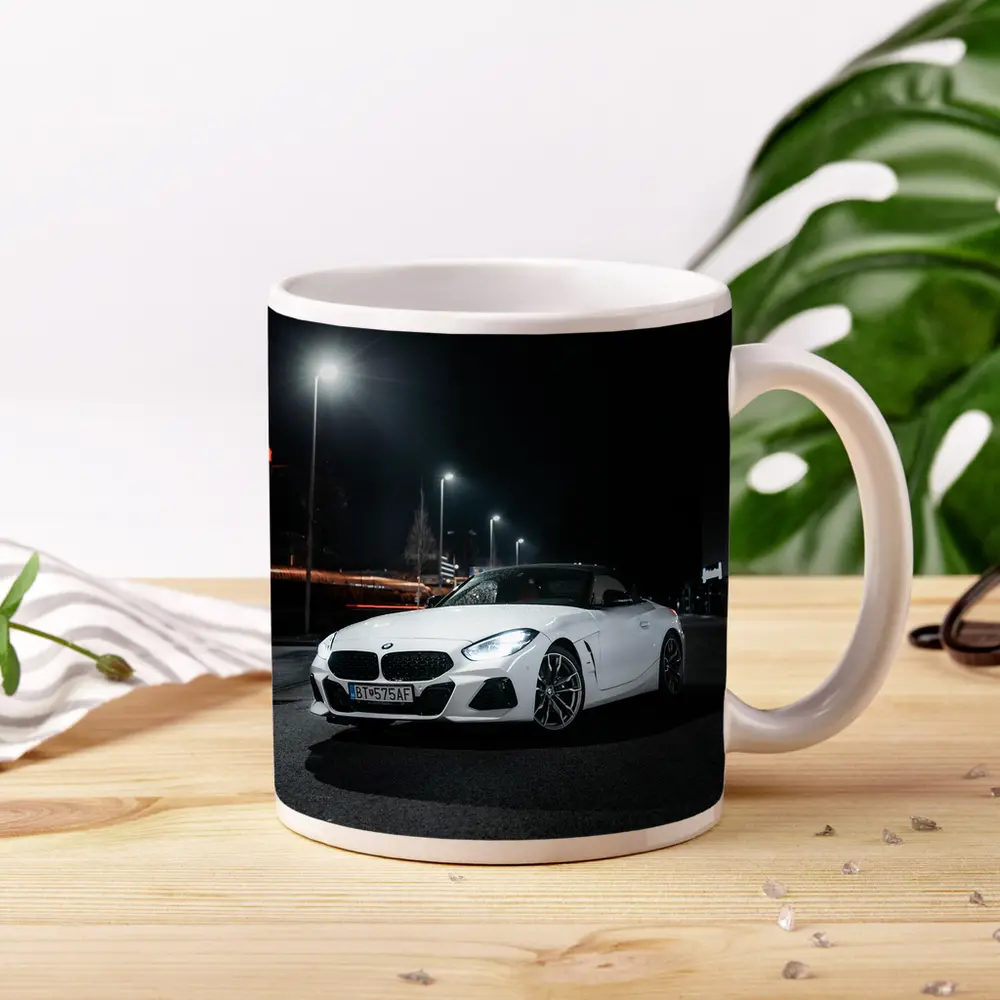 BMW Z4 White Roadster City Night – Mugs