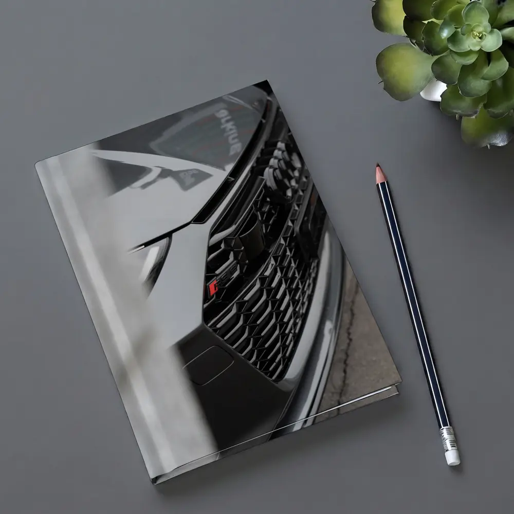 Audi RS Q8 Front Grille Close Up – Notebooks