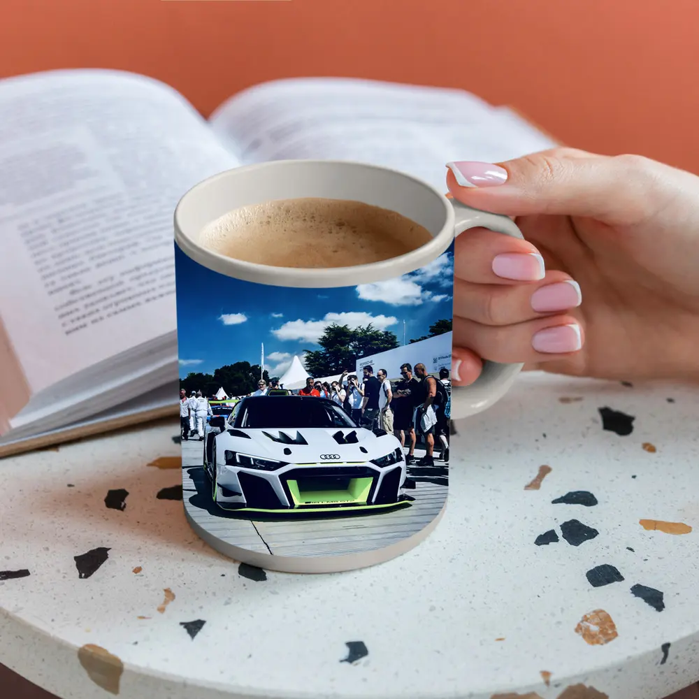 Audi R8 Race Car Goodwood Crowd Blue Sky – Mugs