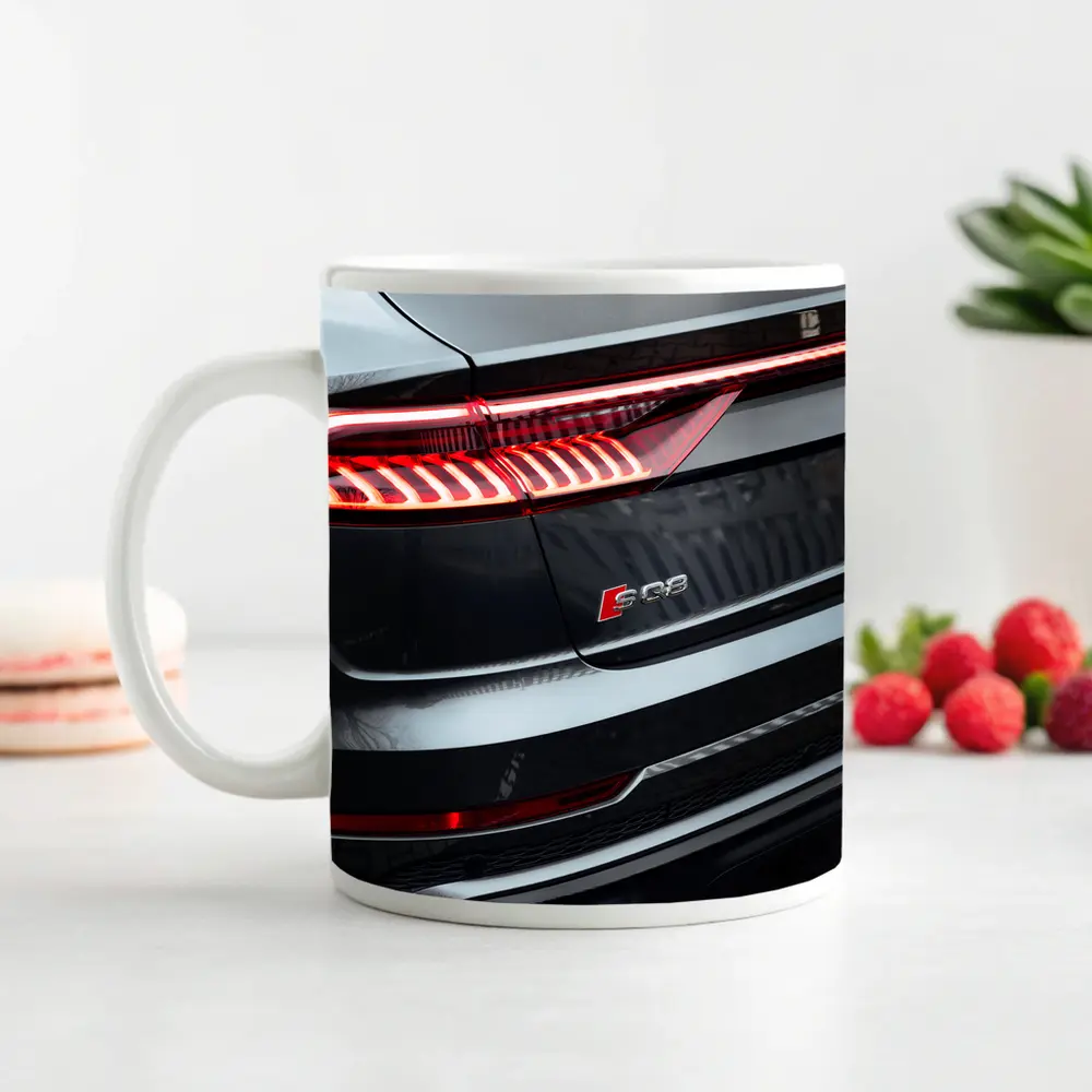 Audi SQ8 Rear Tail Light Close Up – Mugs