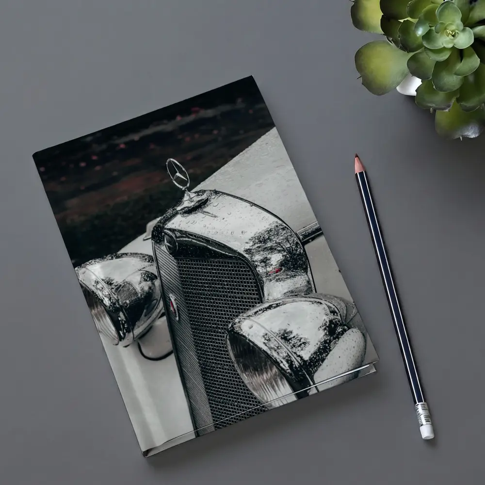 Classic Mercedes Wet Chrome Grille Close Up – Notebooks