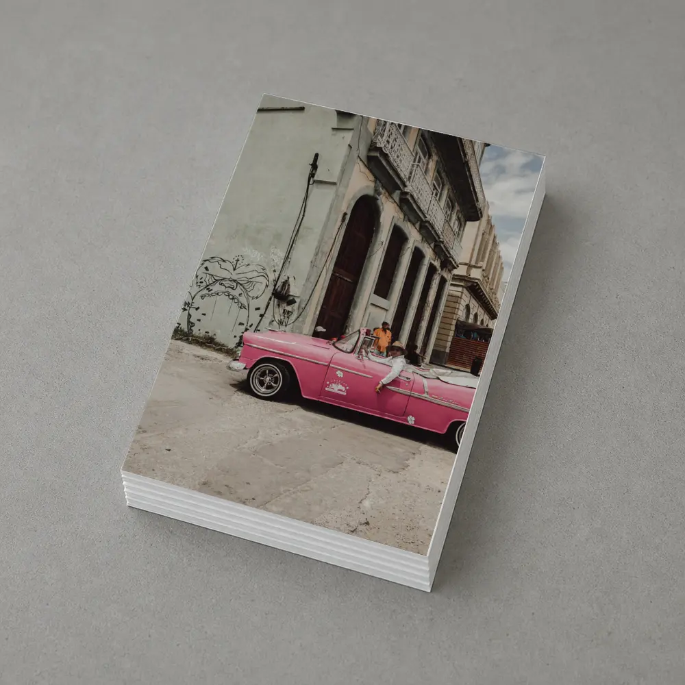 Pink Chevrolet Classic Convertible Havana Street – Postcards