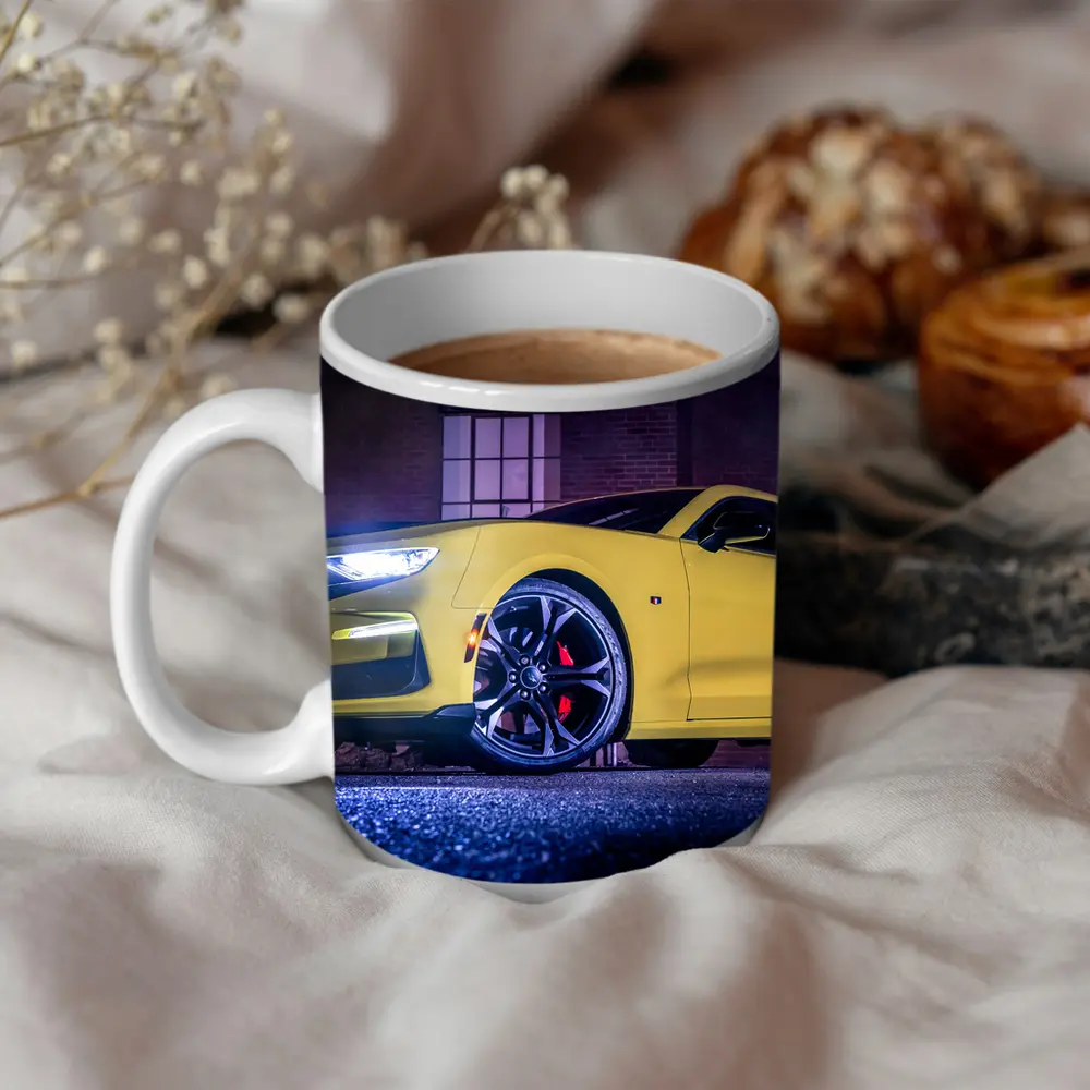 Chevrolet Camaro Yellow Night Urban Street – Mugs
